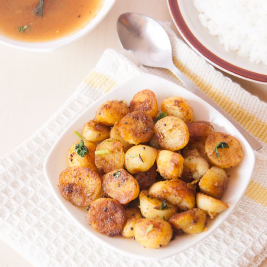 Roasted Baby Potatoes with Spices