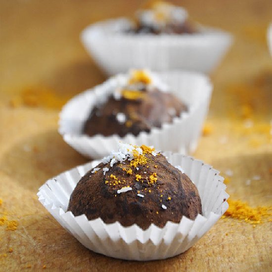 Raw Carob Truffles