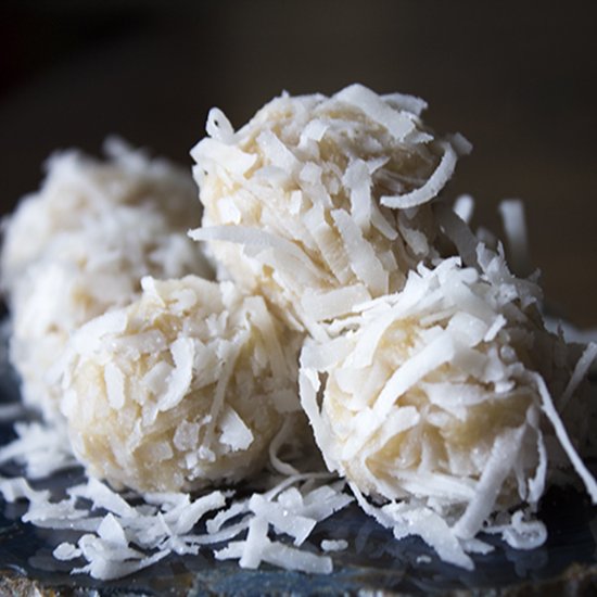 No-Bake Coconut Snowballs