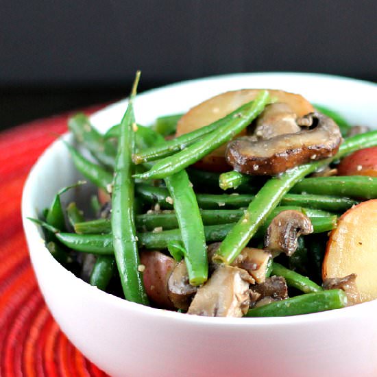 Garlic Green Beans with Mushrooms