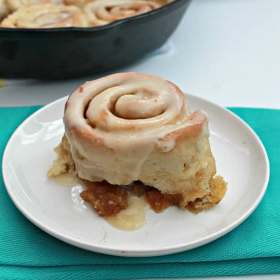 Iron Skillet Cinnamon Rolls