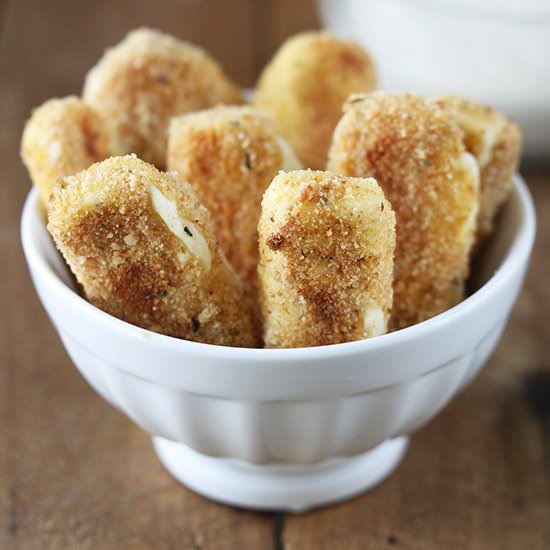 Oven Baked Mozzarella Sticks!