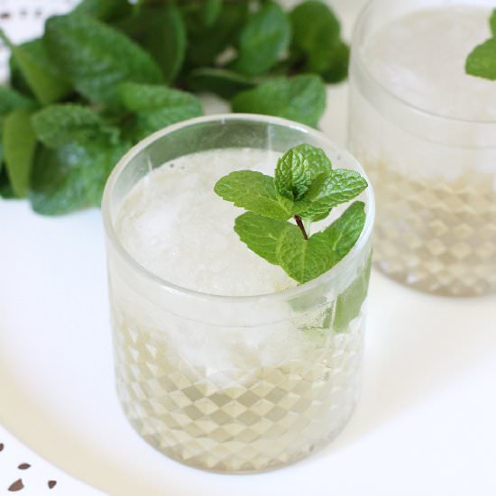 Lemongrass Mint Vanilla Cooler