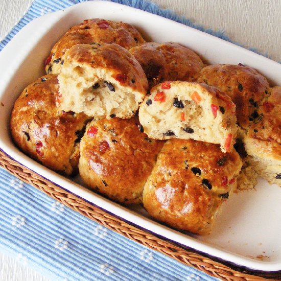 Muffins with Olives and Peppers