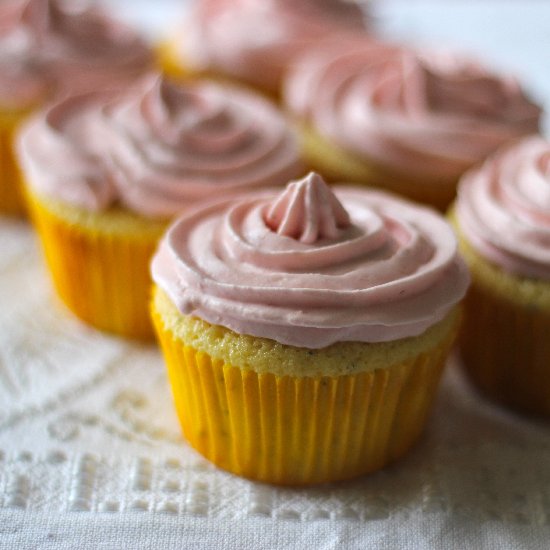 Lemon Poppyseed Cupcakes