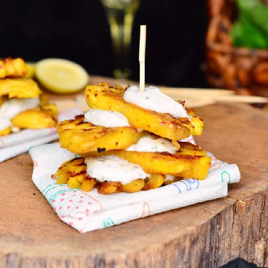 Grilled Pineapple with Yoghurt Dip