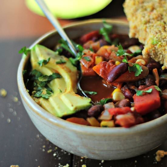 Cocoa Chili with Cornbread