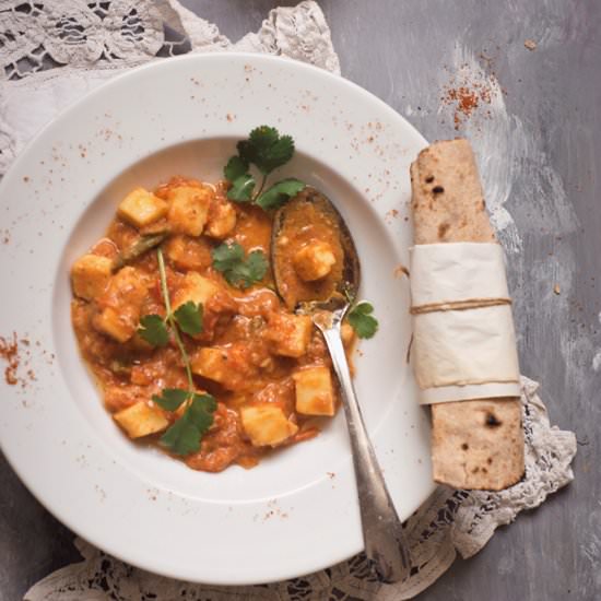 Paneer in Fennel Tomato Sauce