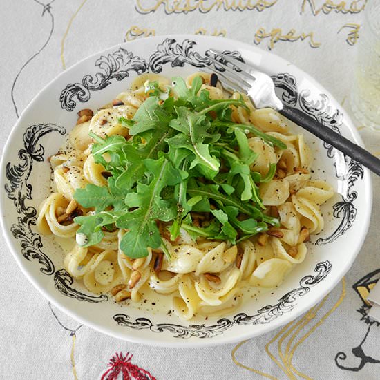 Pasta with Creamy Gorgonzola Sauce