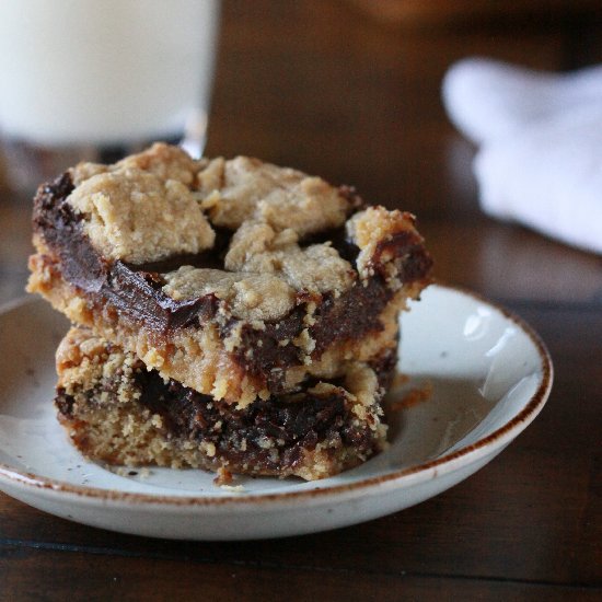 Peanut Butter Chocolate Cake Bars