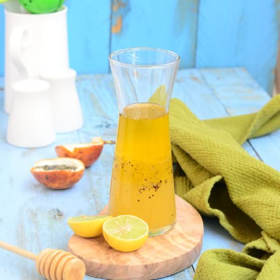 Lemon and Honey Salad Dressing