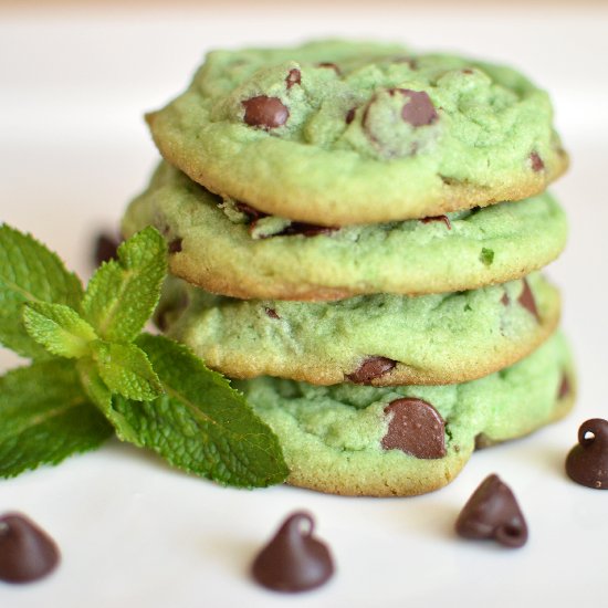 Mint Chocolate Chip Cookies