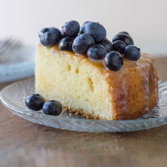 Lemon Sponge with Blueberries