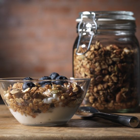 Easy Homemade Granola