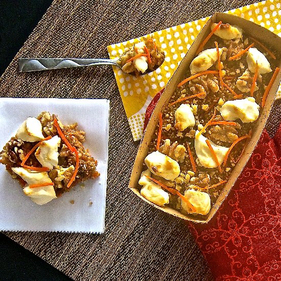 Skinny Carrot Cake Oatmeal Bake