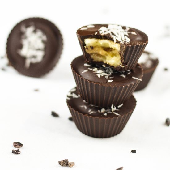 Chocolate Cups with Banana Peanut