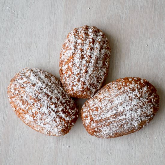 Vanilla Bean Madeleines