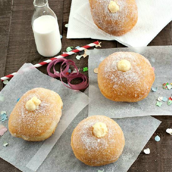 Bomboloni alla Crema