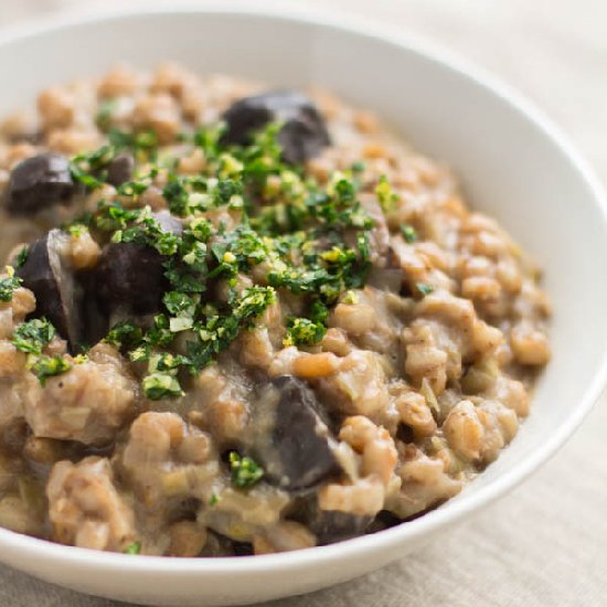 Slow Cooker Mushroom Farrotto