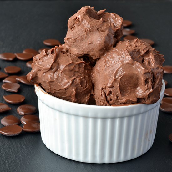 No-stir chocolate ice cream