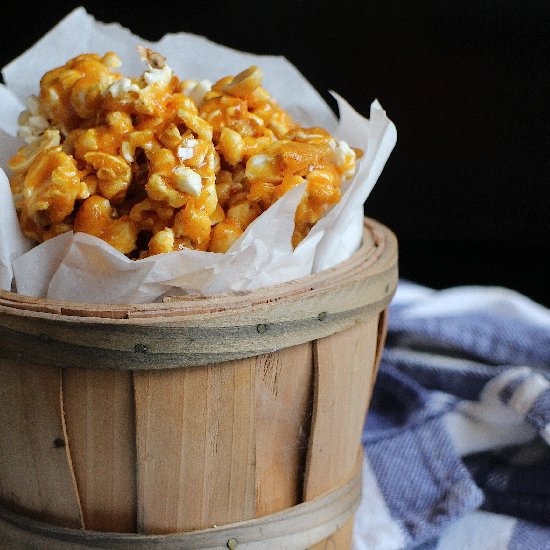 Spicy Caramel Popcorn with Peanuts