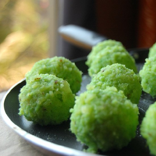 4 – Ingredient Coconut Ladoo