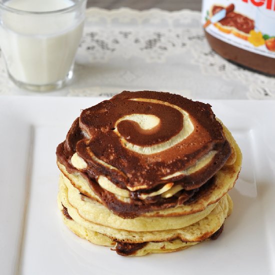 Fluffy Nutella Swirl Pancakes