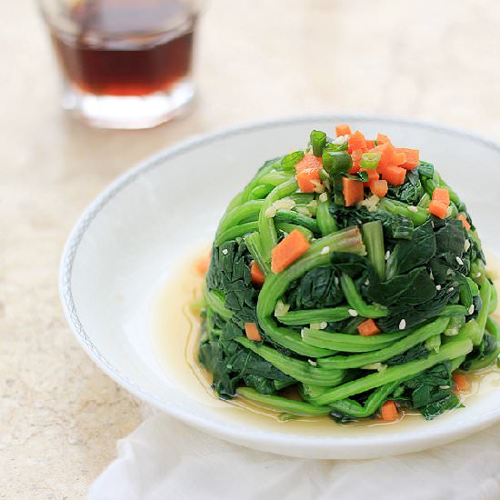 Easy Chinese Sesame Ginger Spinach