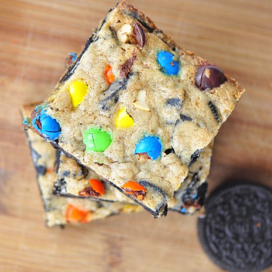 M&M Oreo Cookie Bars