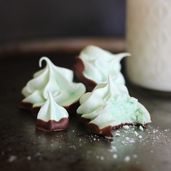 Mint Chocolate Meringues