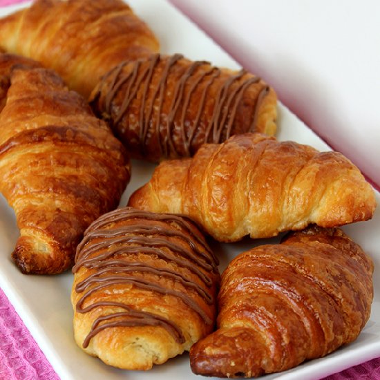 Croissants & Pains au Chocolat