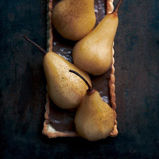 Chai pear & chocolate pudding tart