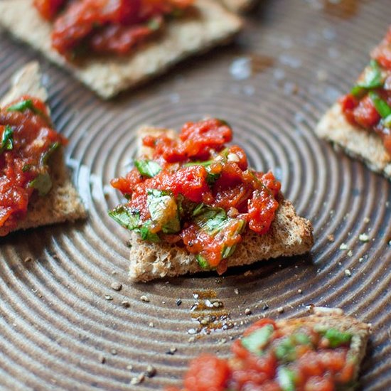 5-Minute Bruschetta Toast