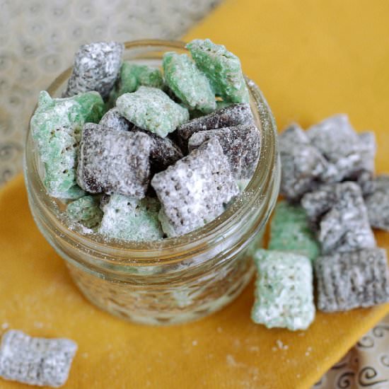 Mint-Chocolate Puppy Chow