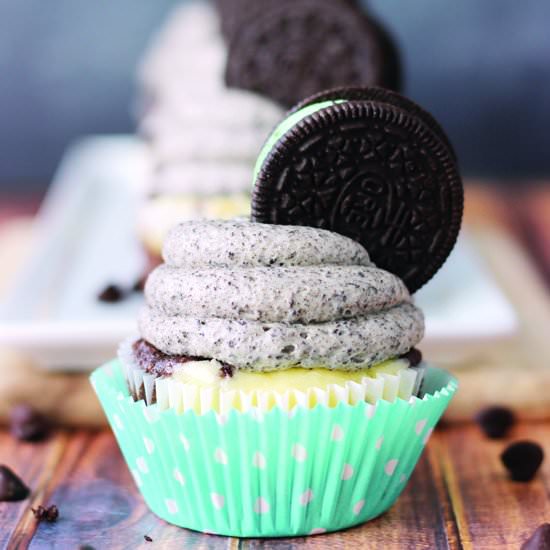 Mint Chocolate Cheesecake Cupcakes