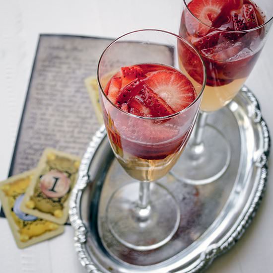 Ginger ale and wine jello