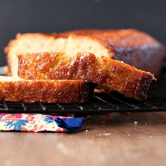 Moist Lemon Poppyseed Bread