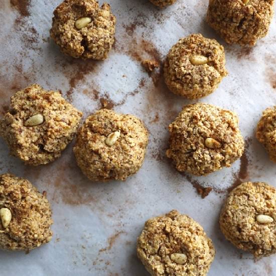 Flourless Almond Cookies