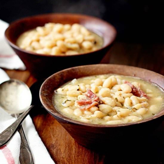 White Bean and Ham Hock Soup