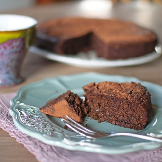 Flourless chocolate cake