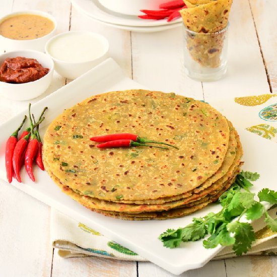 Spring Onion-Paneer Paratha