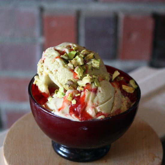 Pistachio-Strawberry Ice Cream