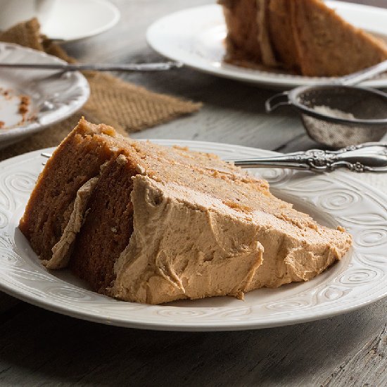 Banana Cake w/ Biscoff Buttercream