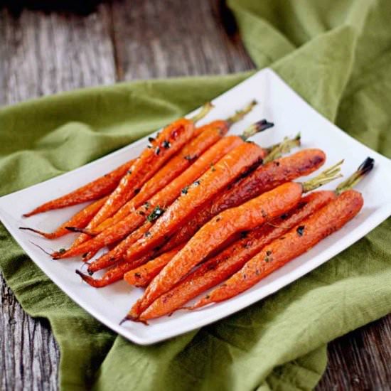 Butter Thyme Roasted Carrots