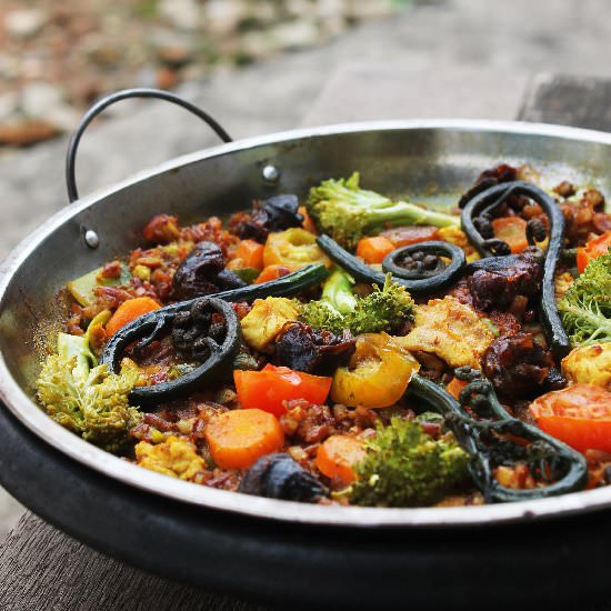 Paella ala Valenciana with Snail