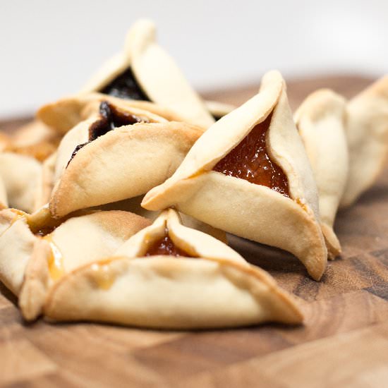 Hamentashen (Butter Cookies w/Jam)