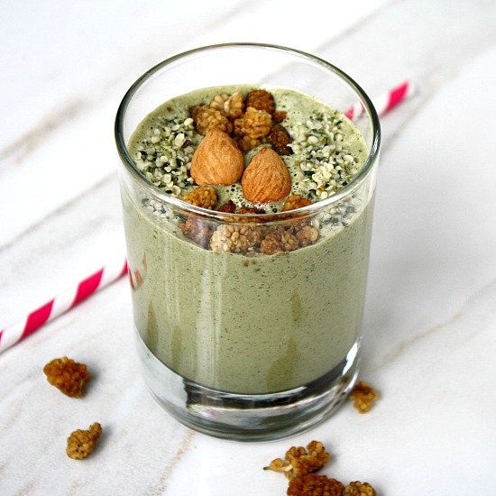 Mango and Hemp Seed Smoothie