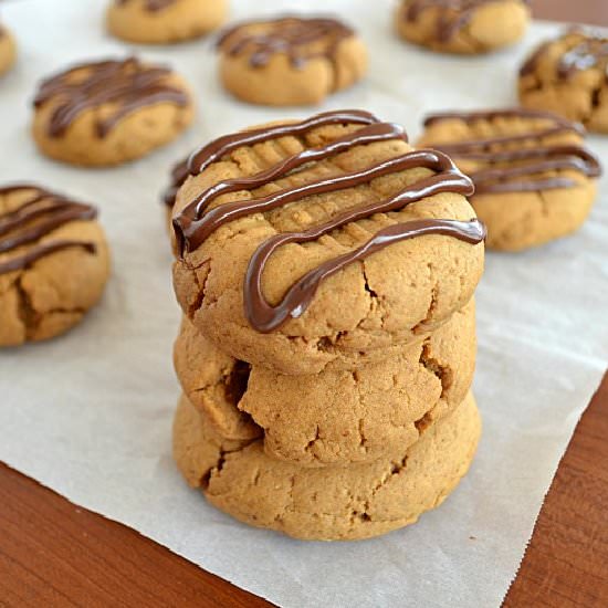 Classic Peanut Butter Cookies