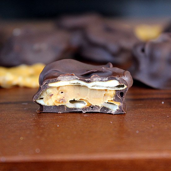 Mini Peanut Butter Pretzel Sandwich