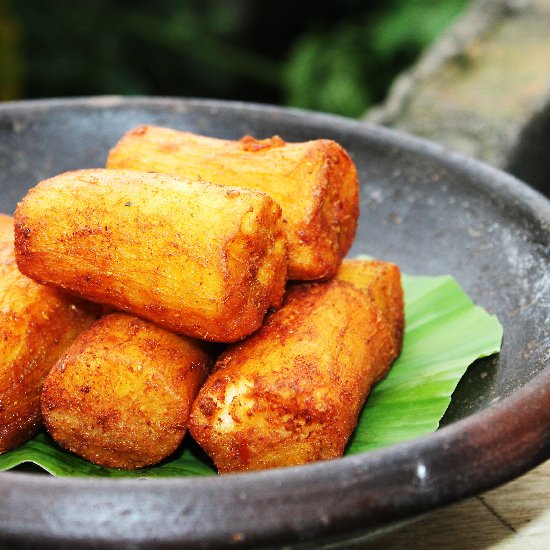 Deep Fried Seasoned Cassava or Yuca